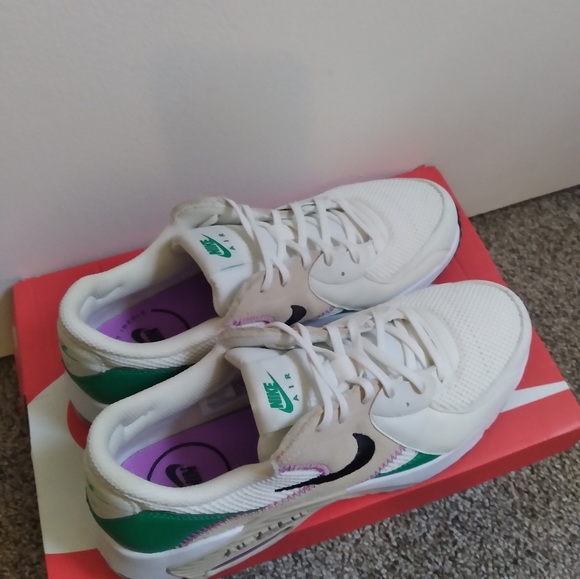 Nike AirMax size 10 - Picture 6 of 6